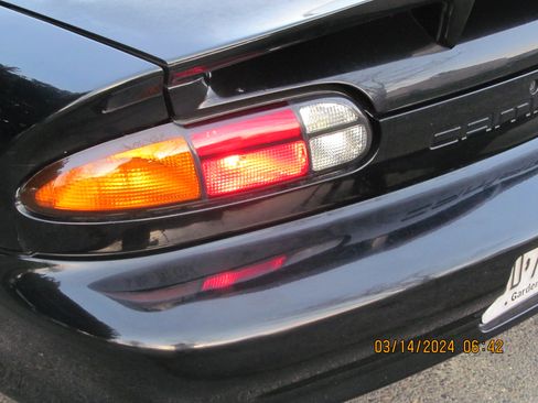 Used 2000 Chevrolet Camaro Z28 w/ SS Performance/Appearance Pkg image 20