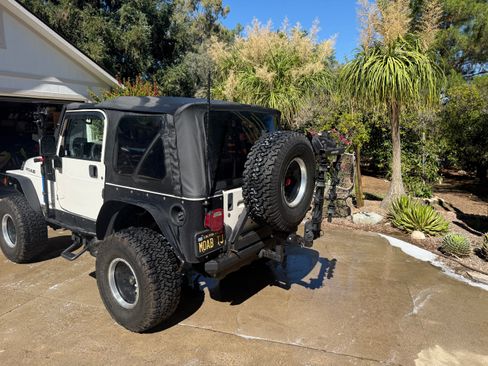 Used 2005 Jeep Wrangler Sport w/ 30" Tire & Wheel Group image 6