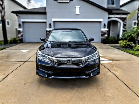 Used 2016 Honda Accord LX image 10