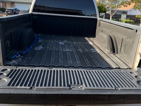 Used 2006 Chevrolet Silverado 2500 LT w/ Heavy-Duty Power Package AWD/4WD image 10
