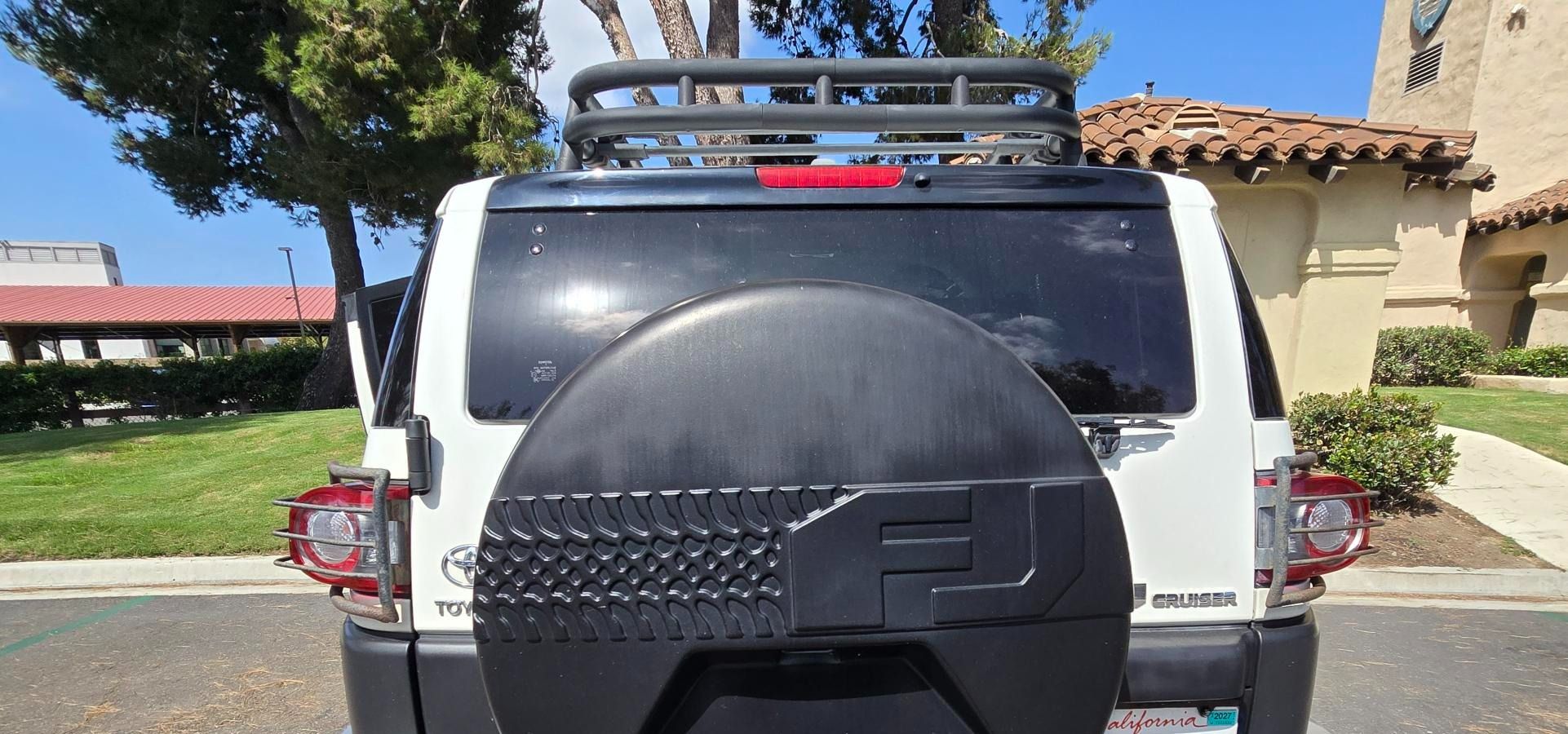Used 2013 Toyota FJ Cruiser 4WD w/ Upgrade Pkg image 24