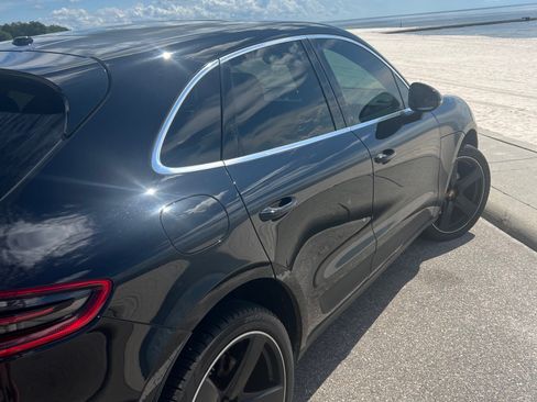 Used 2018 Porsche Macan S AWD/4WD image 12