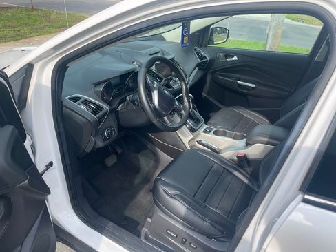 Used 2013 Ford Escape SEL FWD image 11