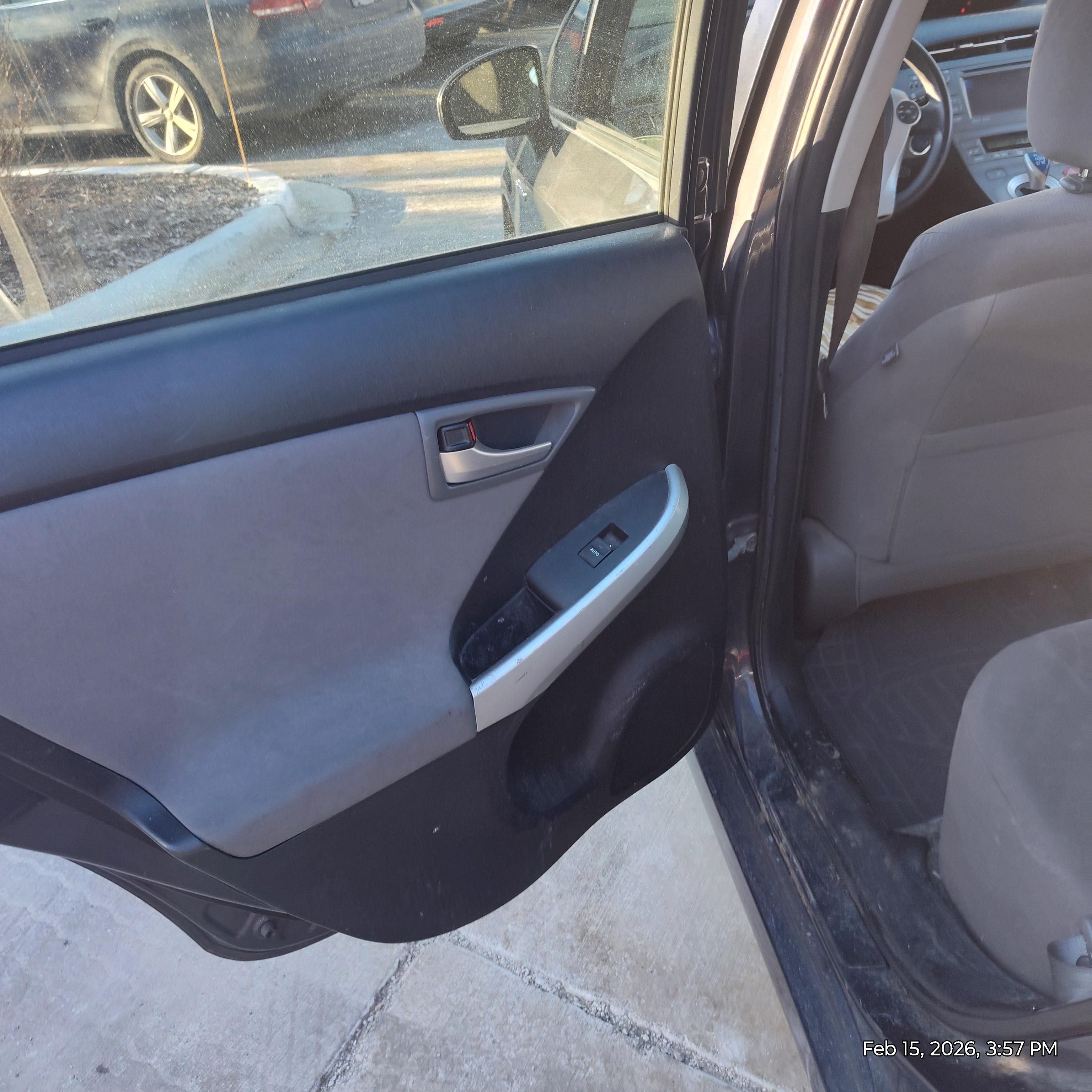 Used 2012 Toyota Prius Three w/ Solar Roof Pkg FWD image 8