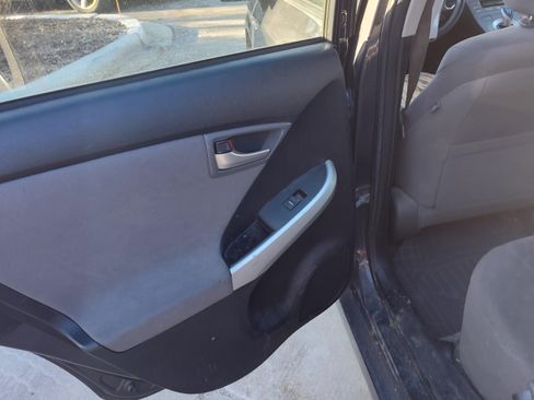 Used 2012 Toyota Prius Three w/ Solar Roof Pkg image 8