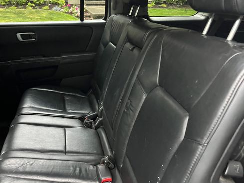 Used 2010 Honda Pilot EX-L image 10