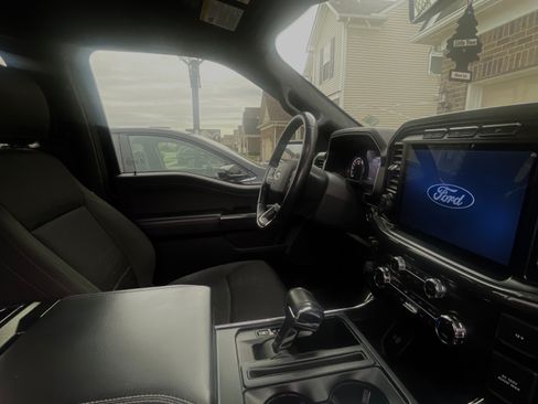 Used 2021 Ford F150 XLT w/ Equipment Group 302A High image 12