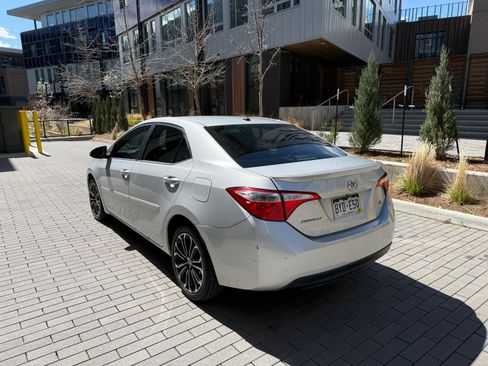 Used 2014 Toyota Corolla S image 6