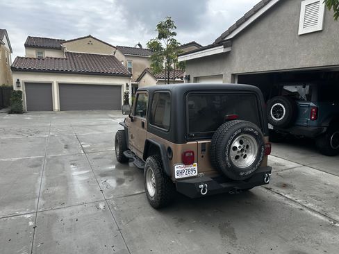 Used 1999 Jeep Wrangler Sahara AWD/4WD image 6