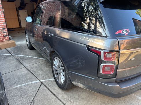 Used 2019 Land Rover Range Rover HSE AWD/4WD image 8