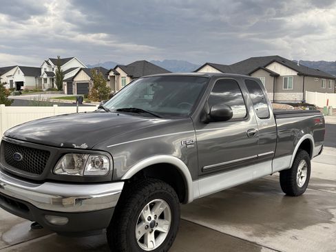 Used 2003 Ford F150 Lariat AWD/4WD image 4