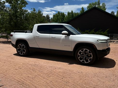 Used 2023 Rivian R1T Adventure AWD/4WD image 5