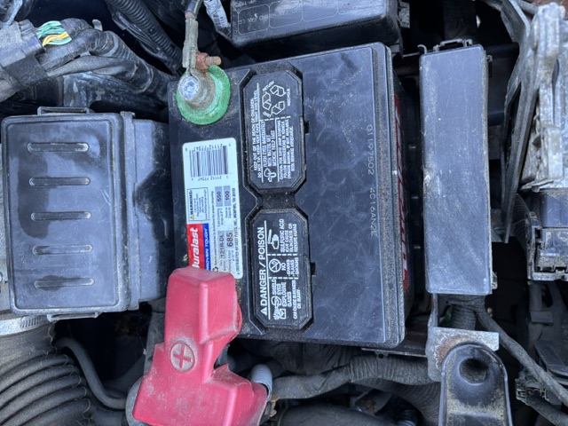Used 2013 Nissan NV200 S FWD image 5