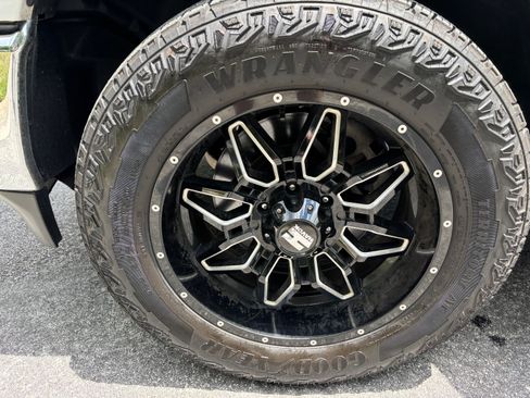 Used 2020 RAM 1500 Big Horn RWD image 11