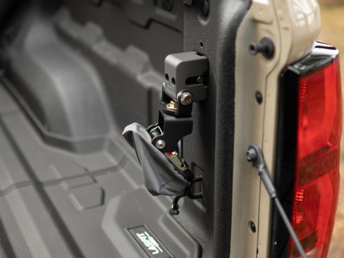 Used 2024 Chevrolet Colorado ZR2 w/ ZR2 Bison Edition image 9