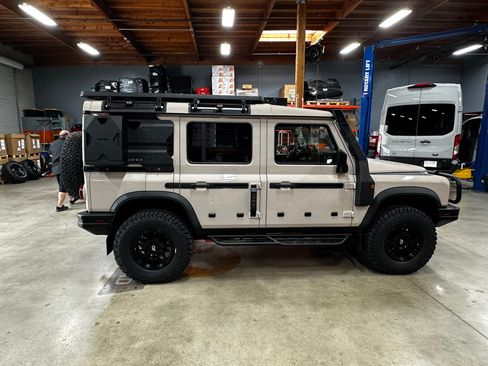 Used 2025 INEOS Grenadier image 2