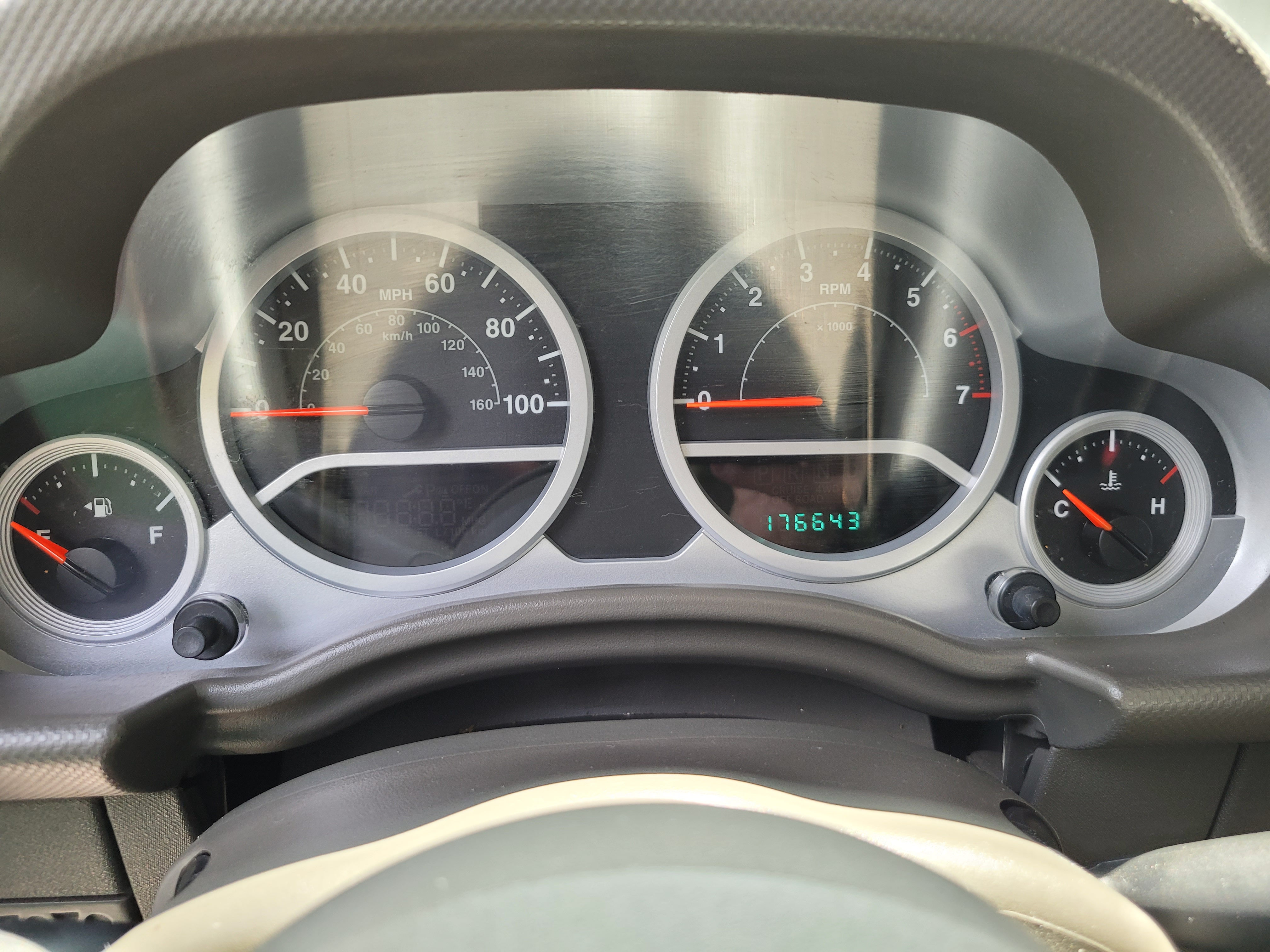 Used 2010 Jeep Wrangler Unlimited Sport AWD/4WD image 18
