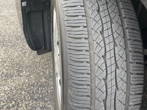 Used 2011 Toyota Camry LE image 11