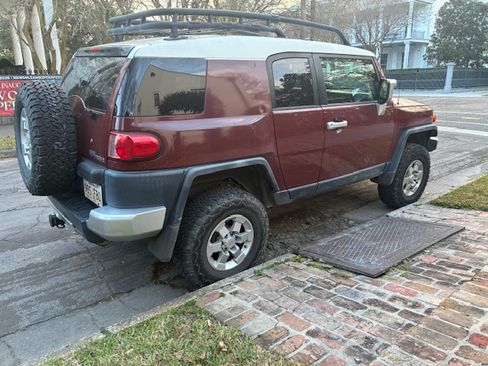 Used 2008 Toyota FJ Cruiser 4WD image 4