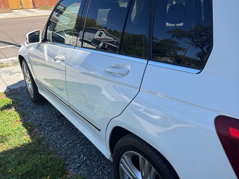 Used 2013 Mercedes-Benz GLK 350 4MATIC image 4