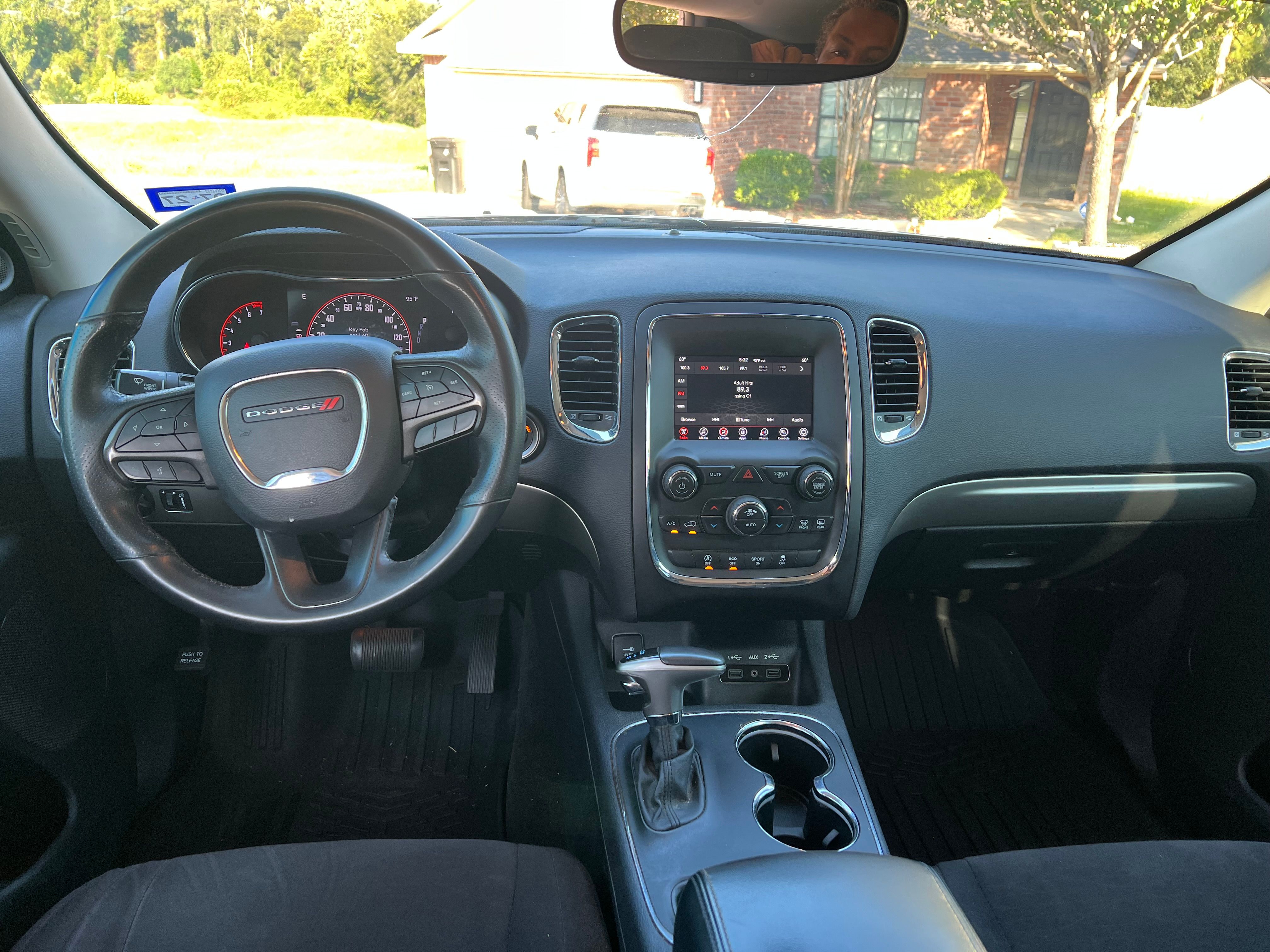 Used 2018 Dodge Durango SXT w/ 3rd Row Seating Group RWD image 13