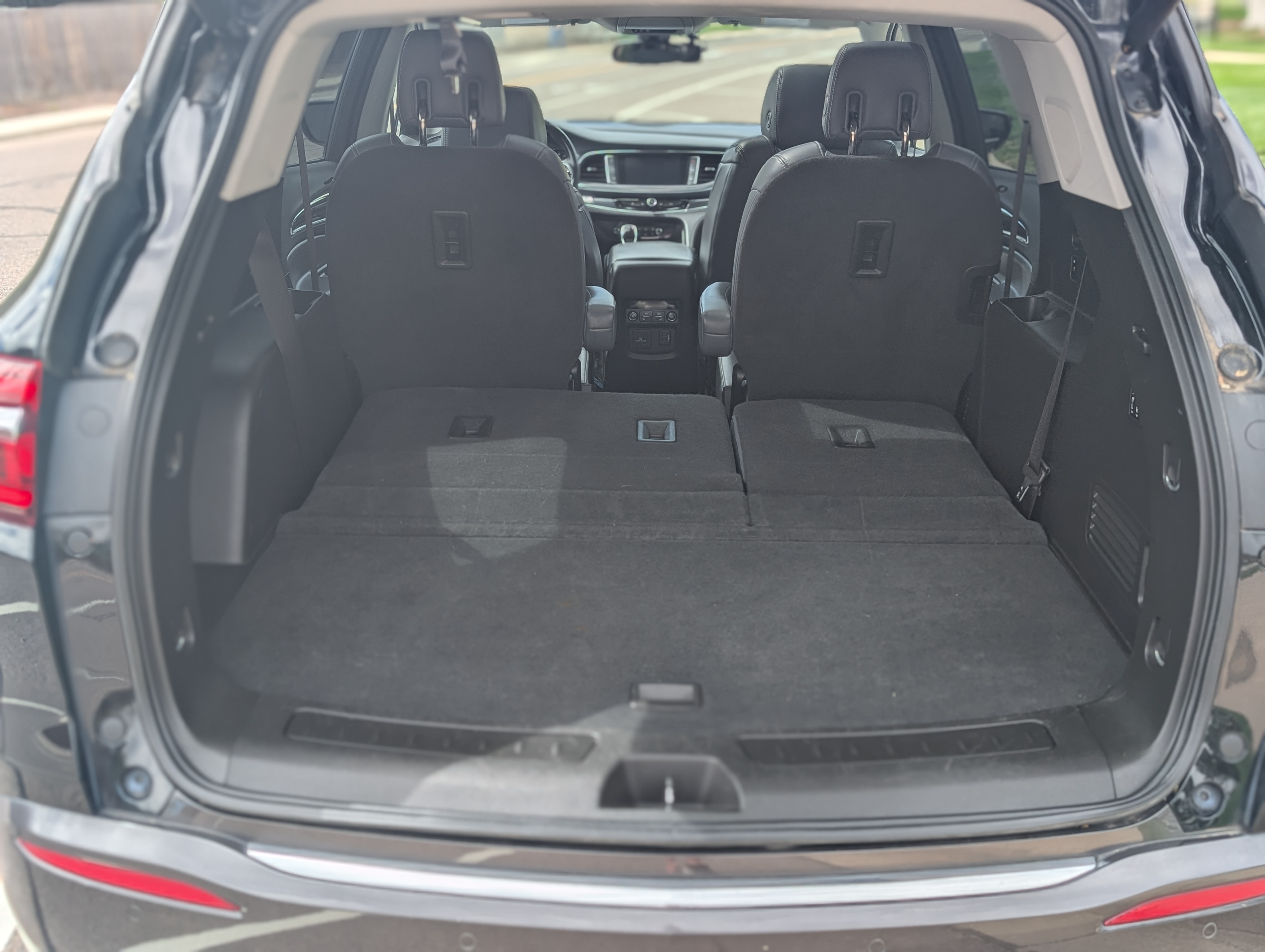 Used 2018 Buick Enclave Premium w/ Experience Buick Package AWD/4WD image 18