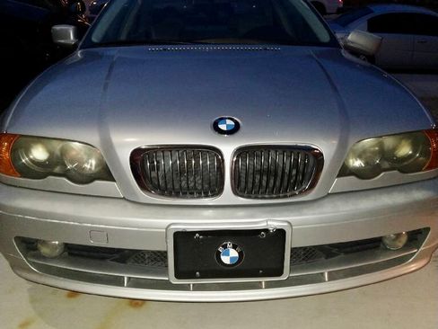 Used 2001 BMW 325Ci Coupe image 4