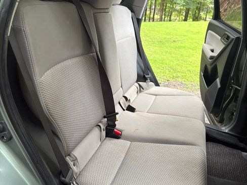 Used 2015 Subaru Forester 2.5i Premium w/ Popular Package #2 AWD/4WD image 9