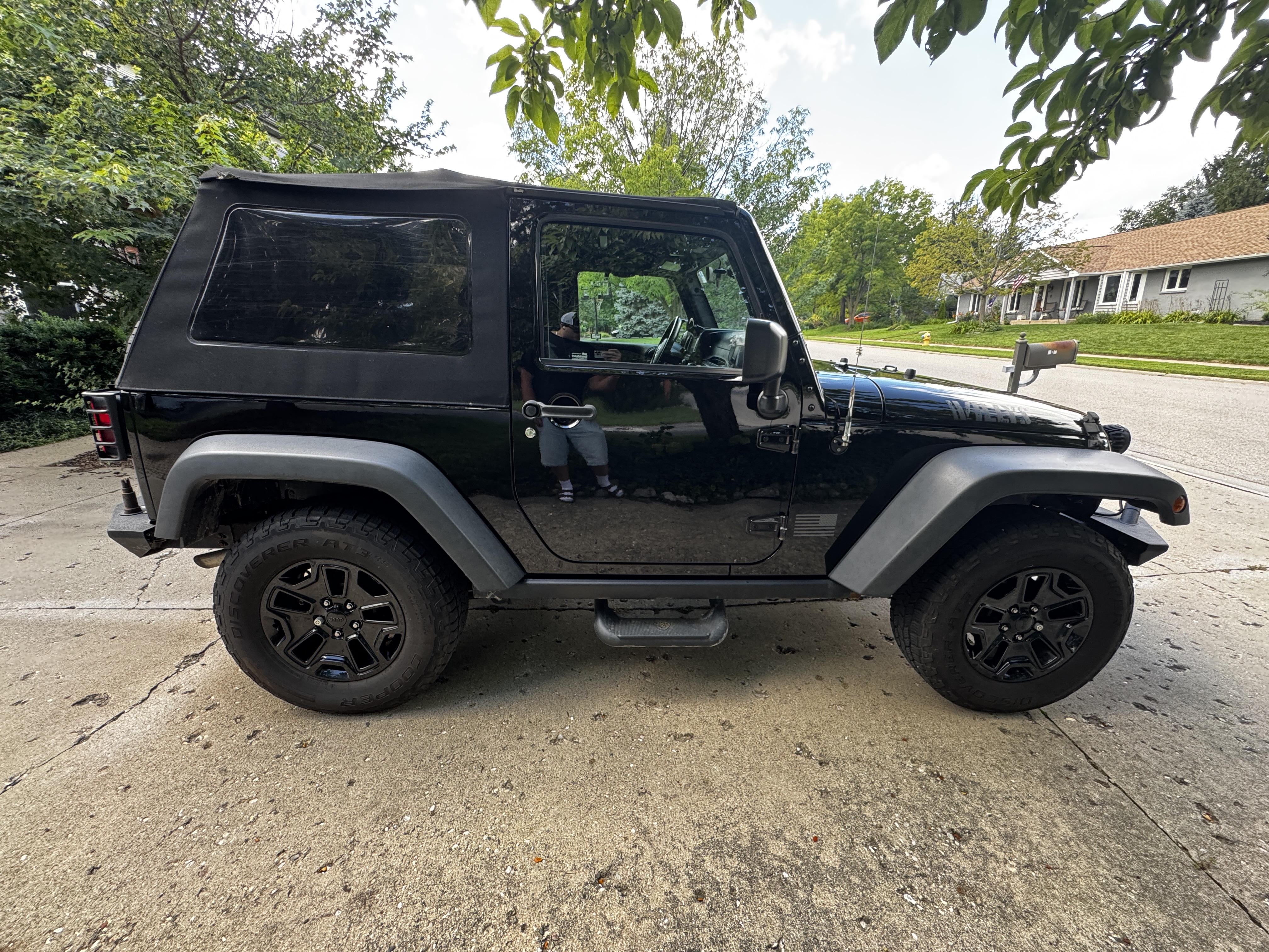 Used 2017 Jeep Wrangler Sport AWD/4WD image 9