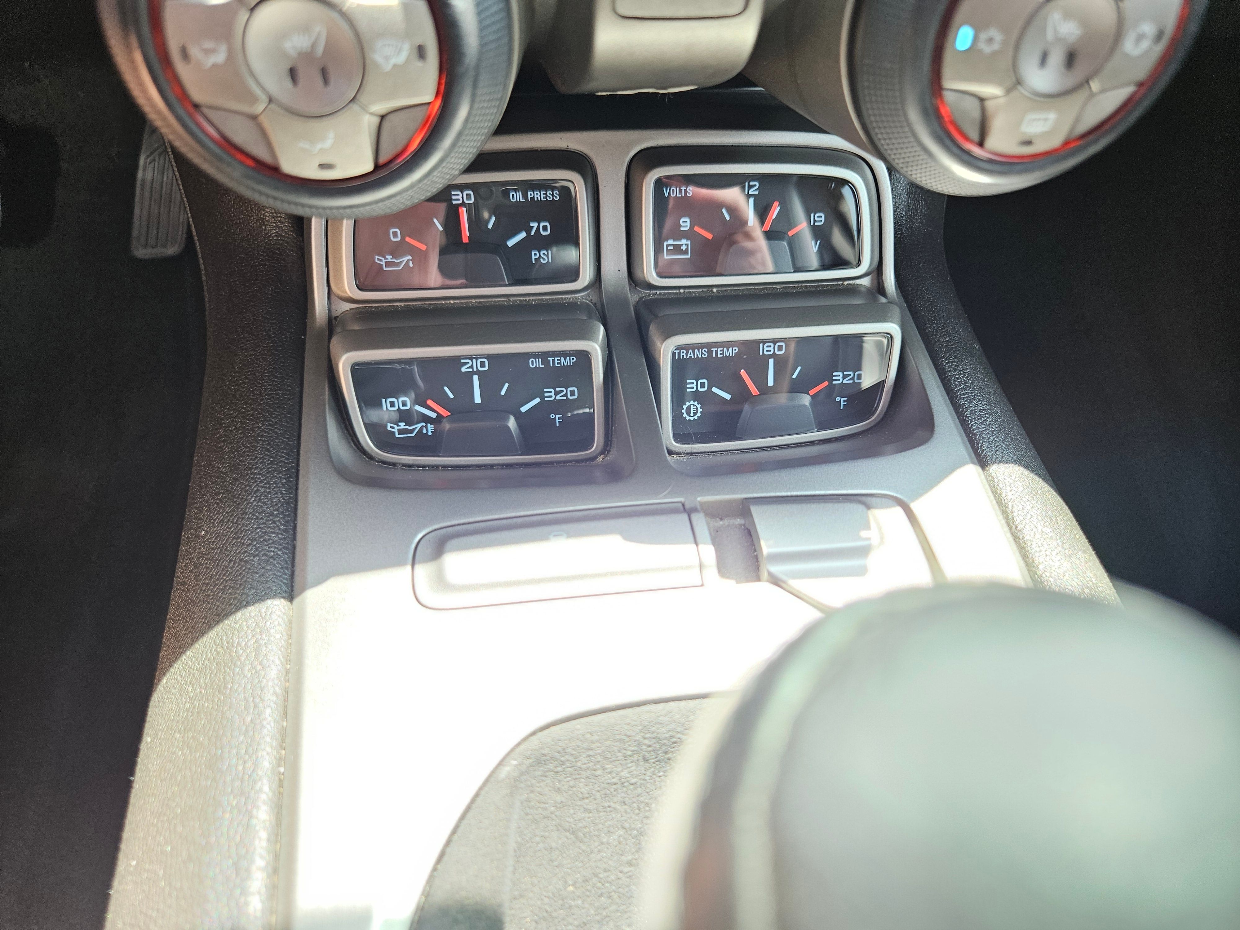 Used 2014 Chevrolet Camaro SS w/ SS Performance Package RWD image 26