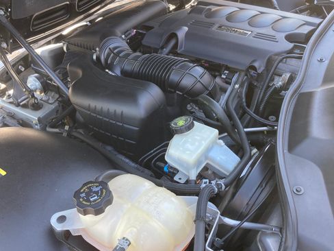 Used 2006 Pontiac Solstice Convertible w/ Premium Package image 12