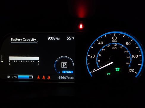 Used 2022 Nissan Leaf SV Plus image 15