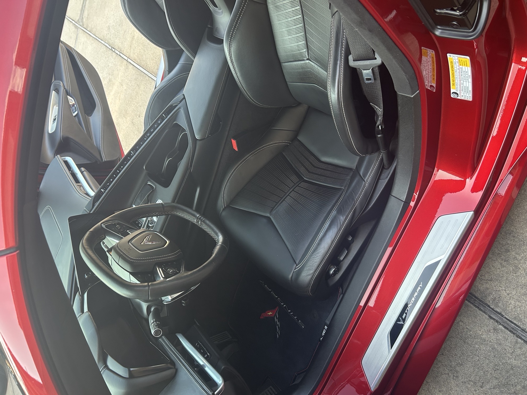 Used 2022 Chevrolet Corvette Stingray Premium Cpe w/ Z51 Performance Package RWD image 9