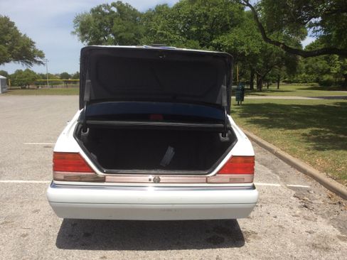 Used 1995 Mercedes-Benz S 320 image 24