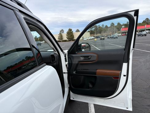 Used 2021 Ford Bronco Sport Badlands image 12