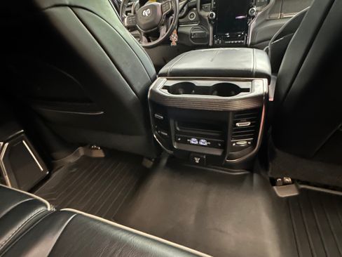 Used 2021 RAM 2500 Limited image 10