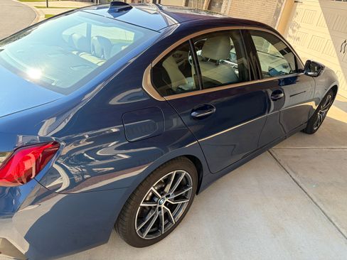 Used 2021 BMW 330i xDrive Sedan w/ Convenience Package AWD/4WD image 17