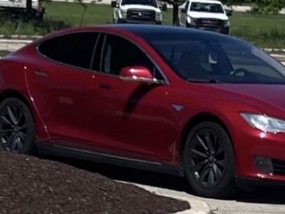 Used 2015 Tesla Model S 70D