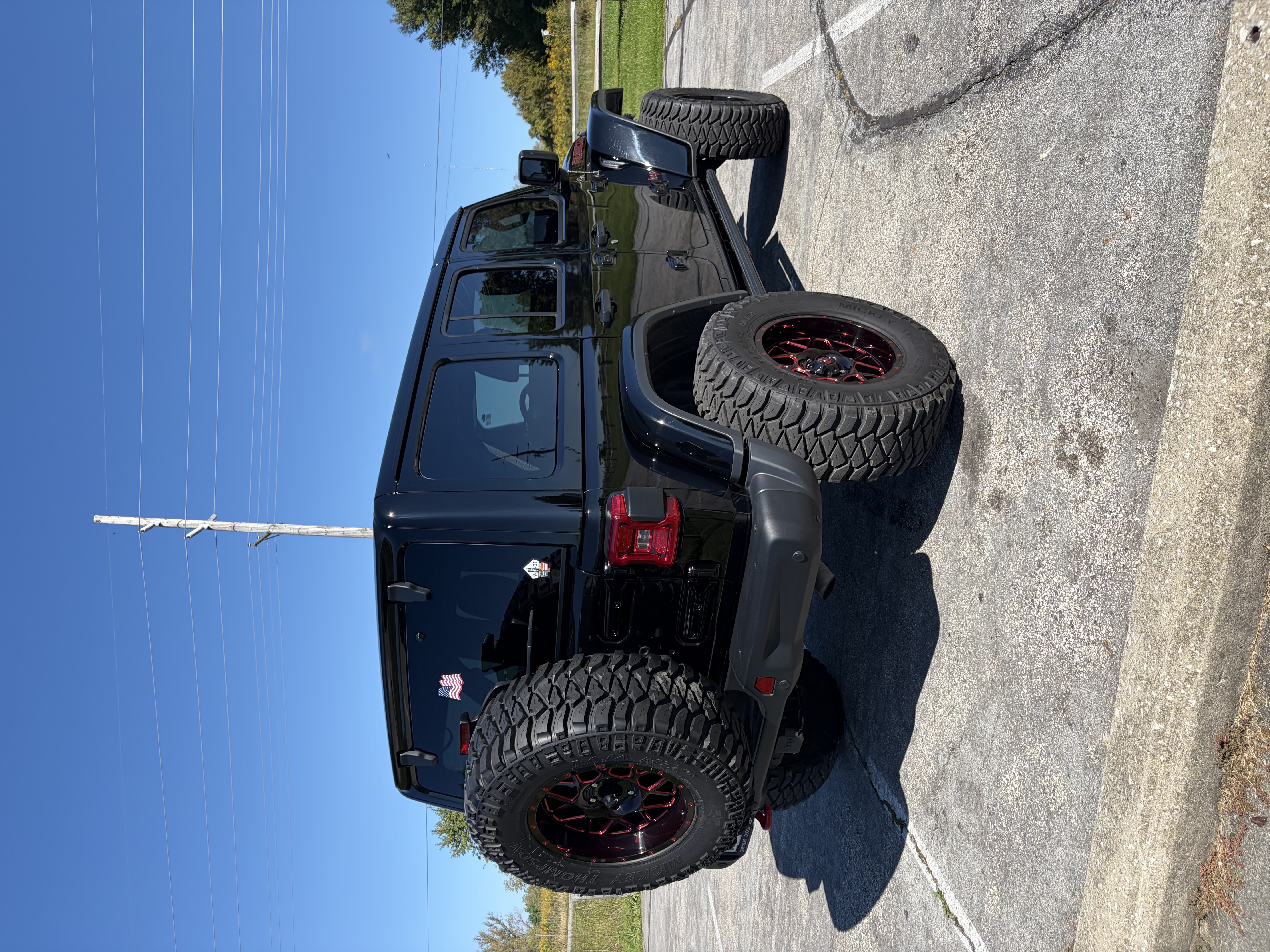 Used 2018 Jeep Wrangler Unlimited Rubicon AWD/4WD image 11