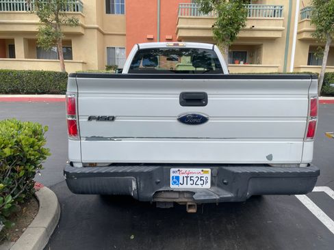 Used 2010 Ford F150 STX image 11