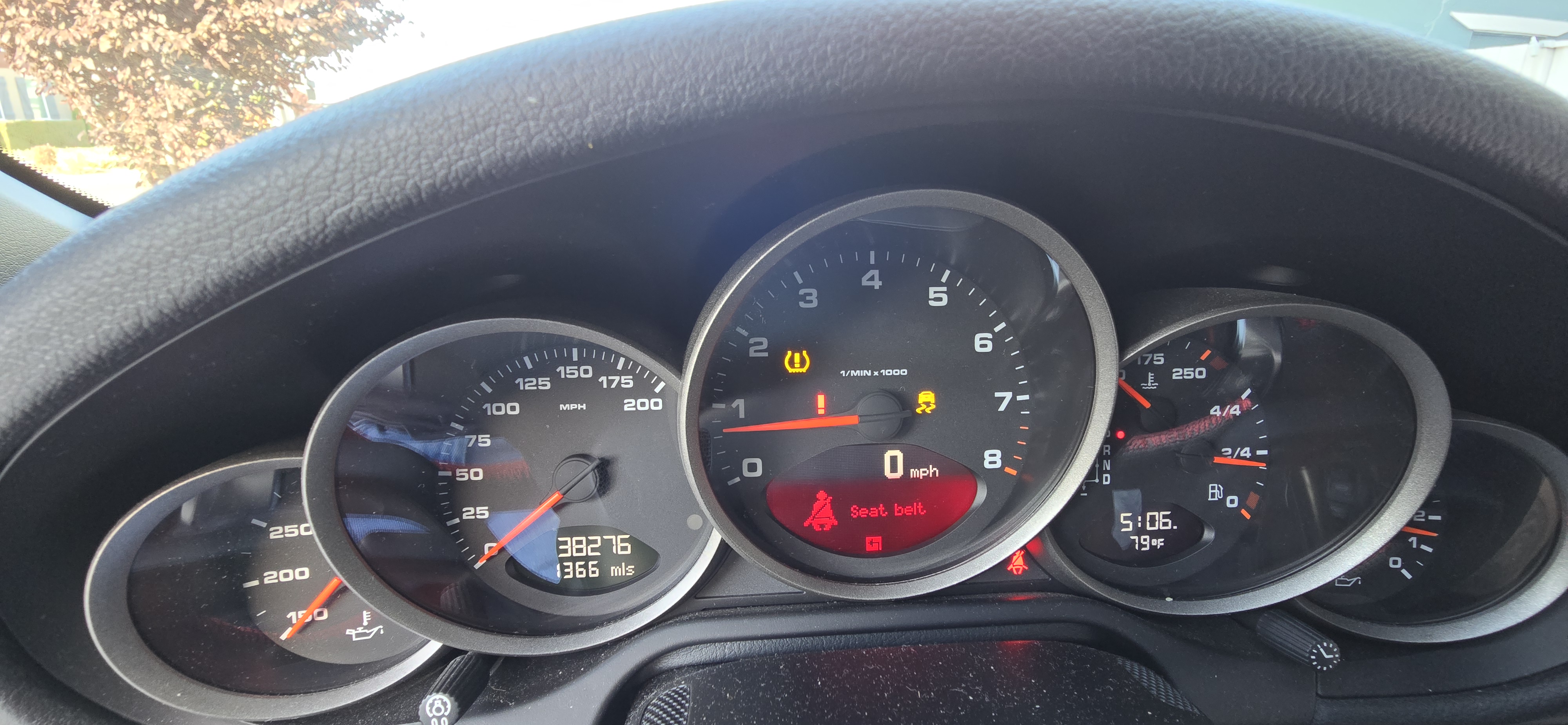 Used 2010 Porsche 911 Cabriolet image 11