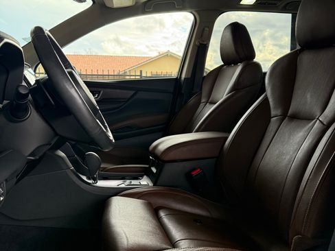 Used 2023 Subaru Ascent Touring image 5