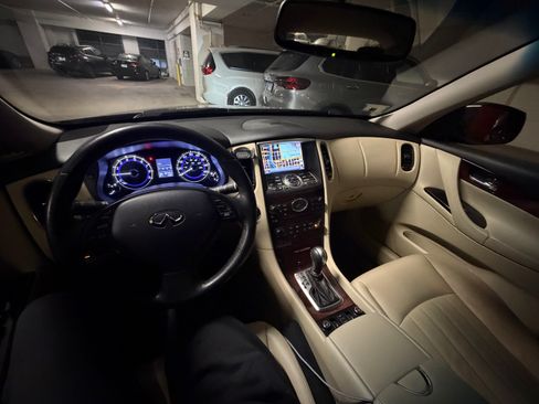 Used 2017 INFINITI QX50 AWD w/ Technology Package image 14