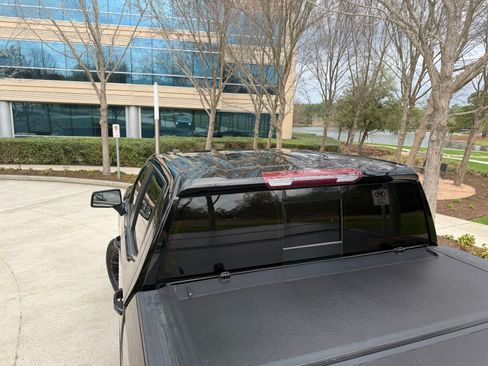 Used 2021 Chevrolet Silverado 1500 LT Trail Boss w/ Convenience Package II image 20