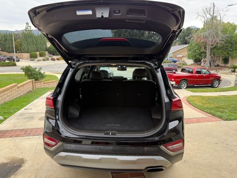 Used 2019 Hyundai Santa Fe FWD image 12