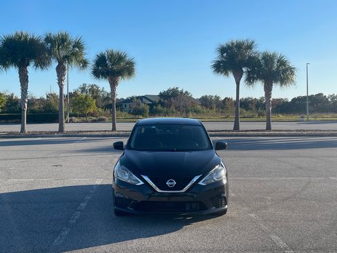 Used 2018 Nissan Sentra SV image 5