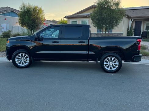 Used 2022 Chevrolet Silverado 1500 Custom RWD image 6