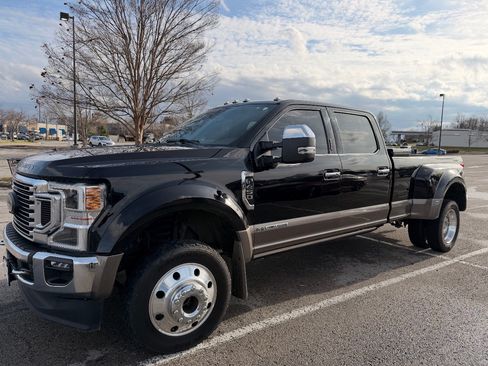 Used 2022 Ford F450 King Ranch w/ King Ranch Ultimate Package AWD/4WD image 6