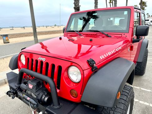 Used 2009 Jeep Wrangler Rubicon w/ Dual Top Group AWD/4WD image 17