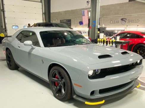 Used 2022 Dodge Challenger SRT Hellcat Redeye RWD image 4